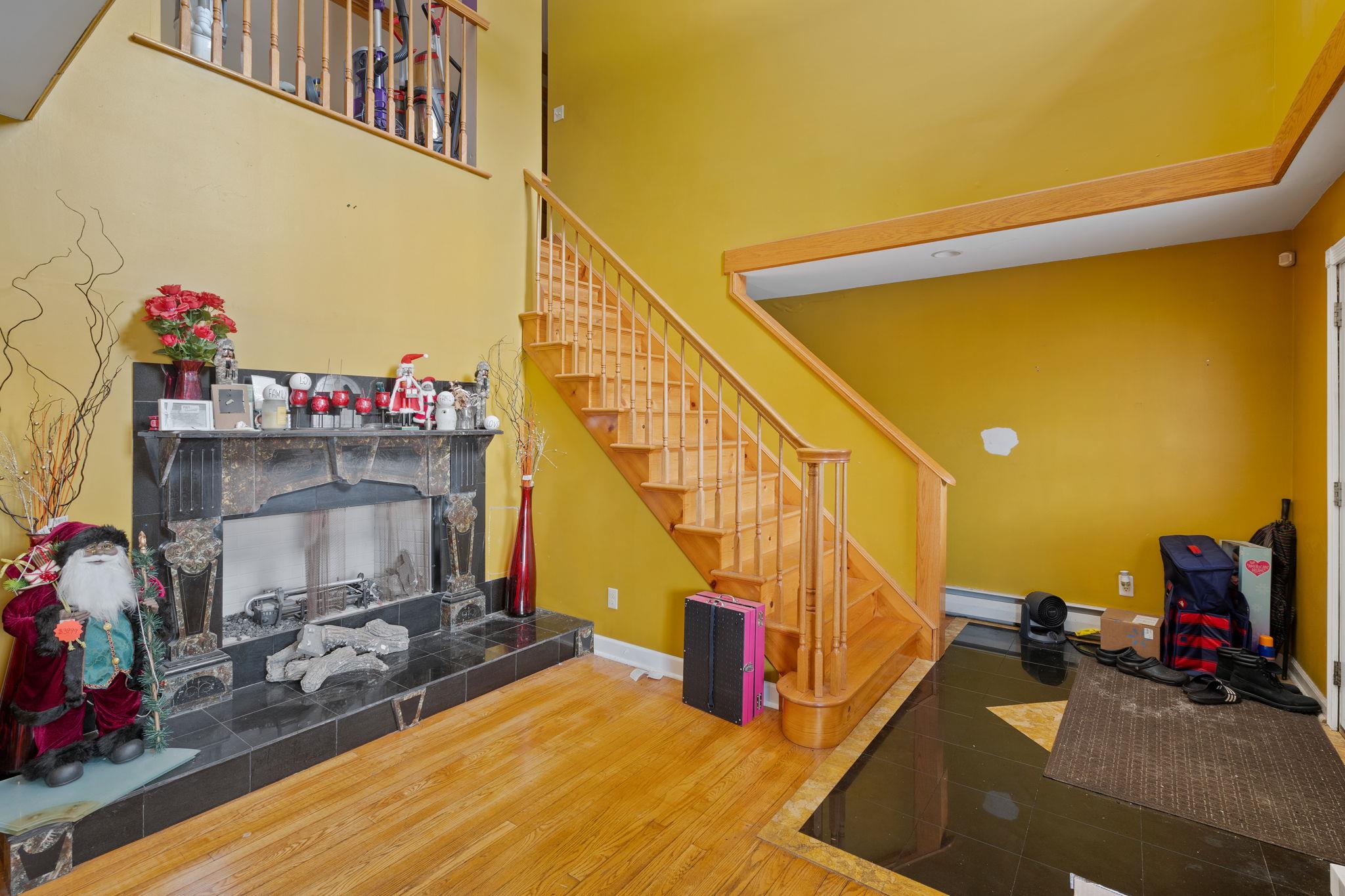 139 Tammany Street, Kingston, New York image 4
