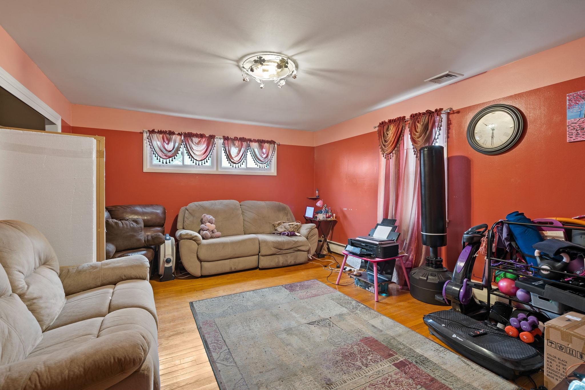 139 Tammany Street, Kingston, New York image 8