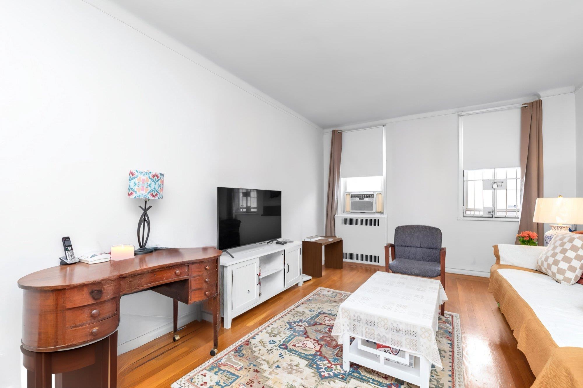 42-15 81st Street #5J, East Elmhurst, New York image 4