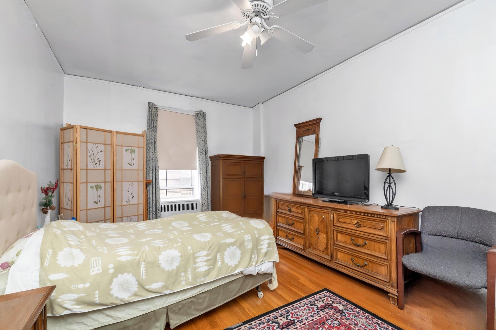 42-15 81st Street #5J, East Elmhurst, New York image 10