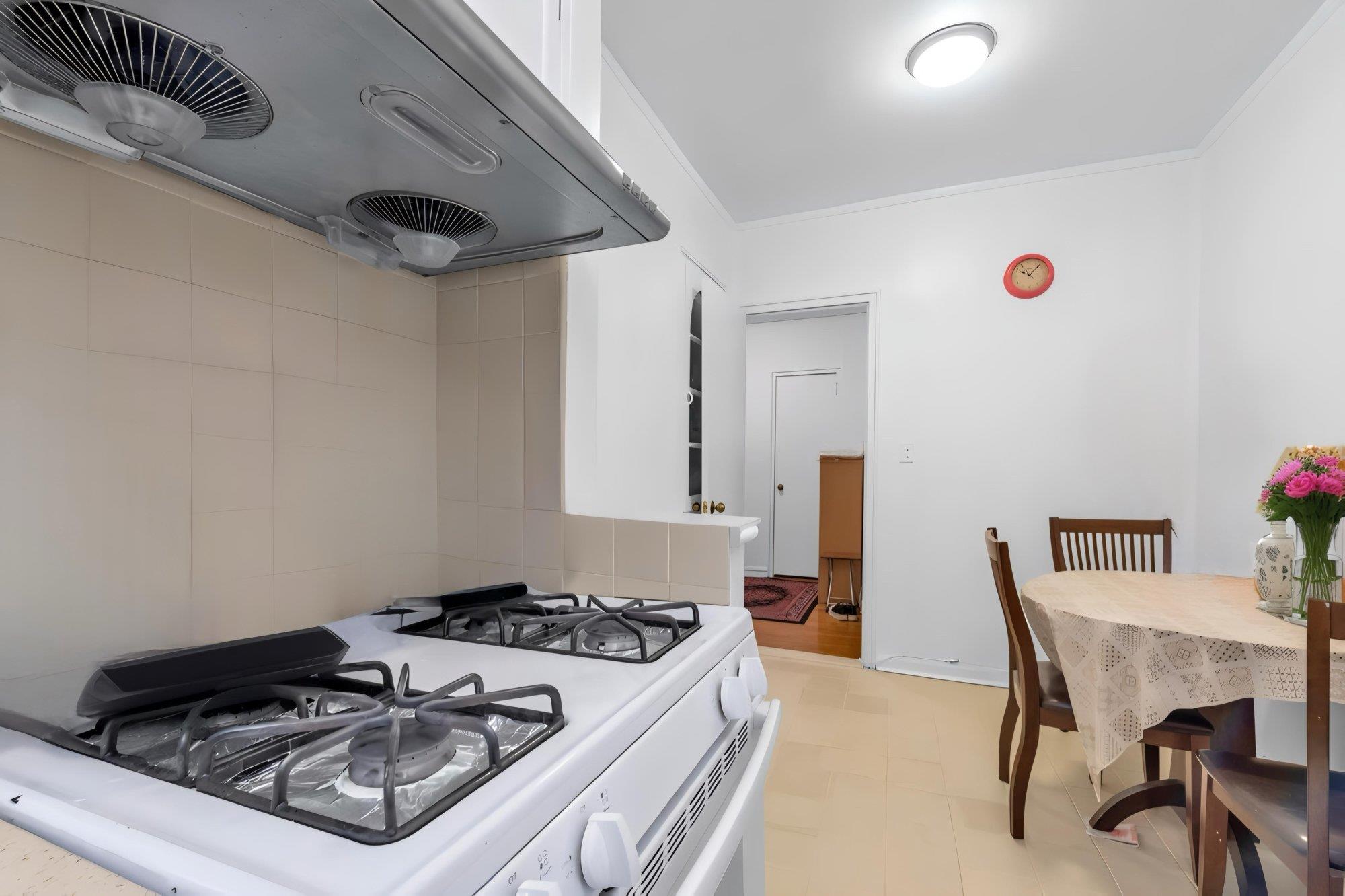 42-15 81st Street #5J, East Elmhurst, New York image 6