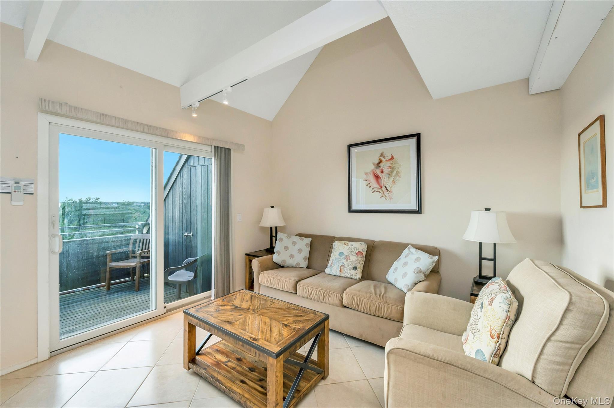 2004 Montauk Highway 1924