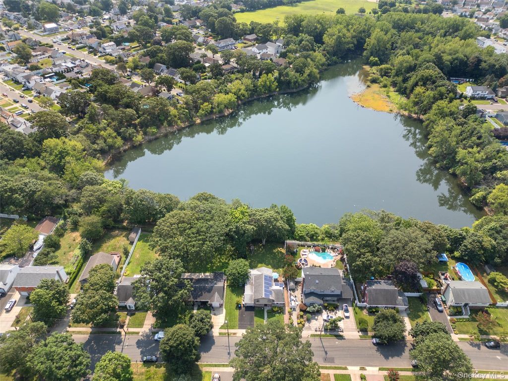Photo of 1850 Lenox Avenue, East Meadow, NY 11554 (MLS # 1000899)