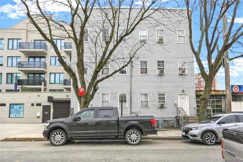 Multifamily For Sale - 1424 Astoria Boulevard #6<br/> Astoria, NY 11102