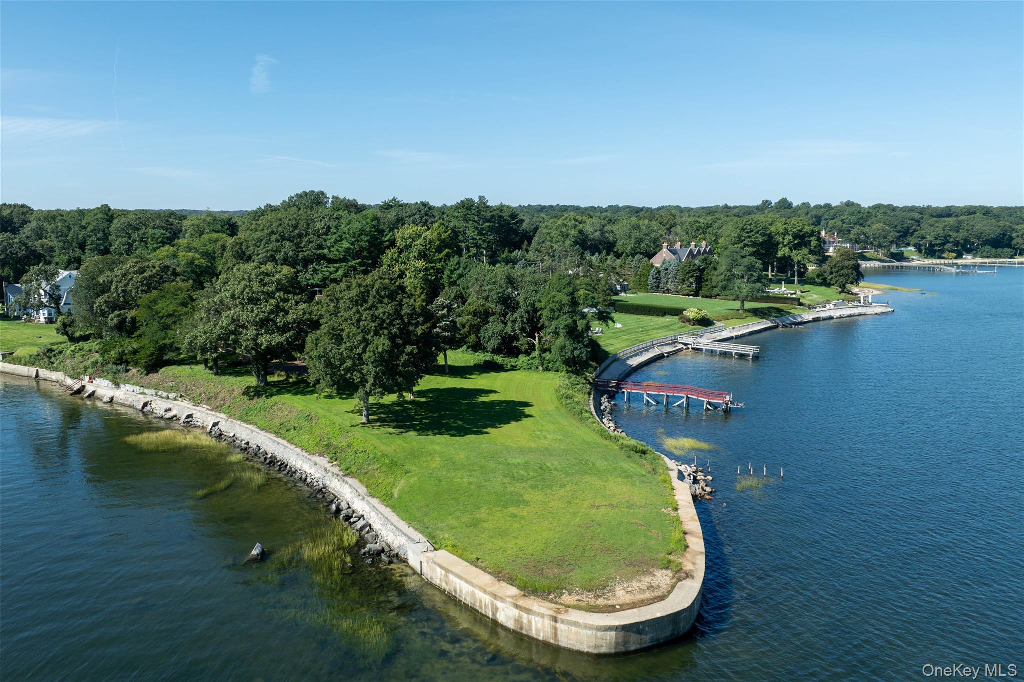 7 Lighthouse Point