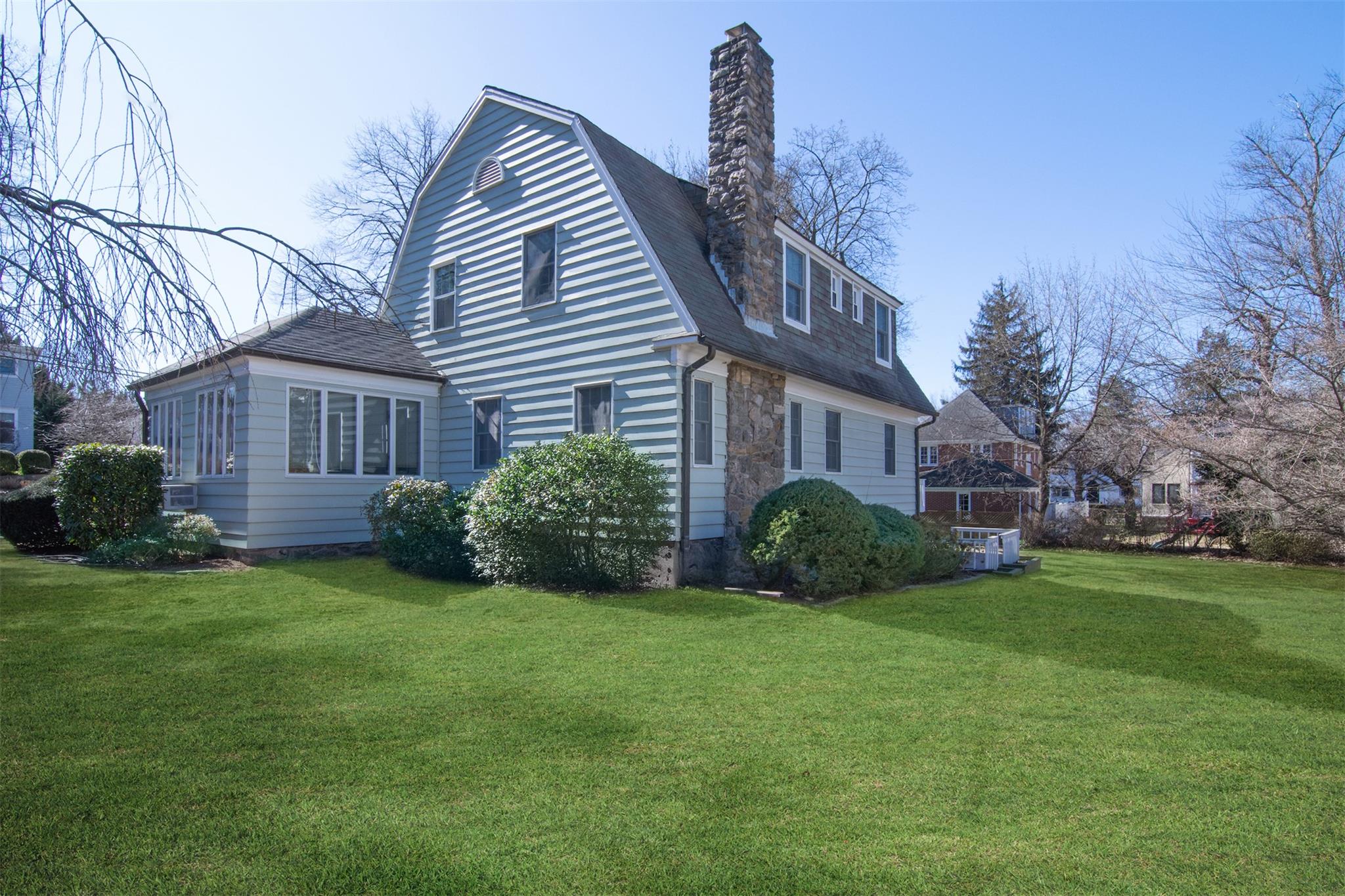 103 Iden Avenue, Pelham, New York image 21