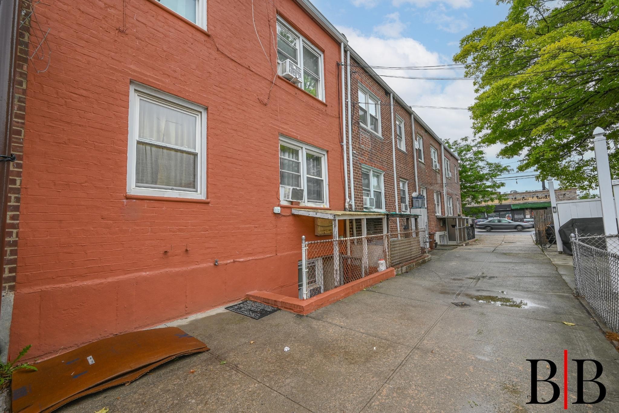 2076 E 63 Street, Brooklyn, New York image 4