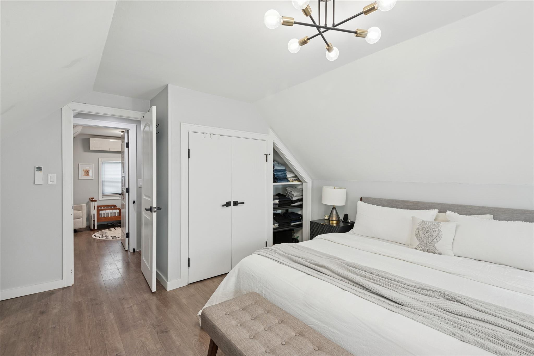 34 Chase Lane, Levittown, New York image 10