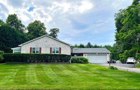 Homes For Sale - 28 View Road<br/> East Setauket, NY 11733