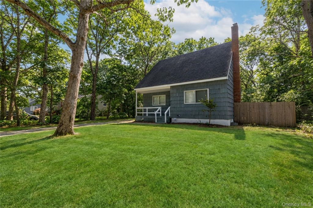 Photo of 58 Norfleet Lane, Coram, NY 11727 (MLS # 964763)