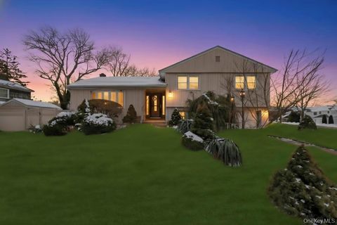 178 Gerhard Road Plainview NY 11803