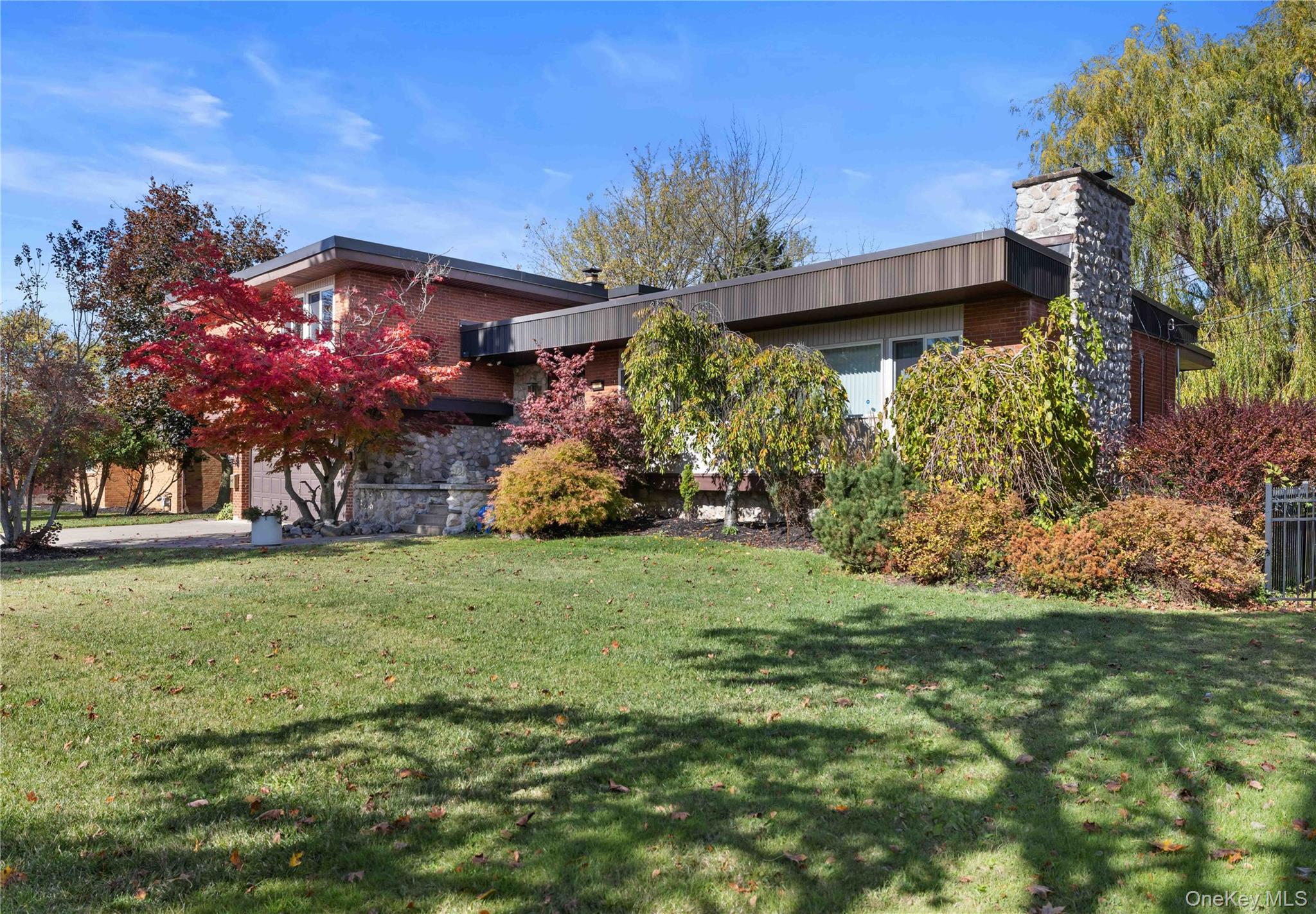 71 Brookedge Drive