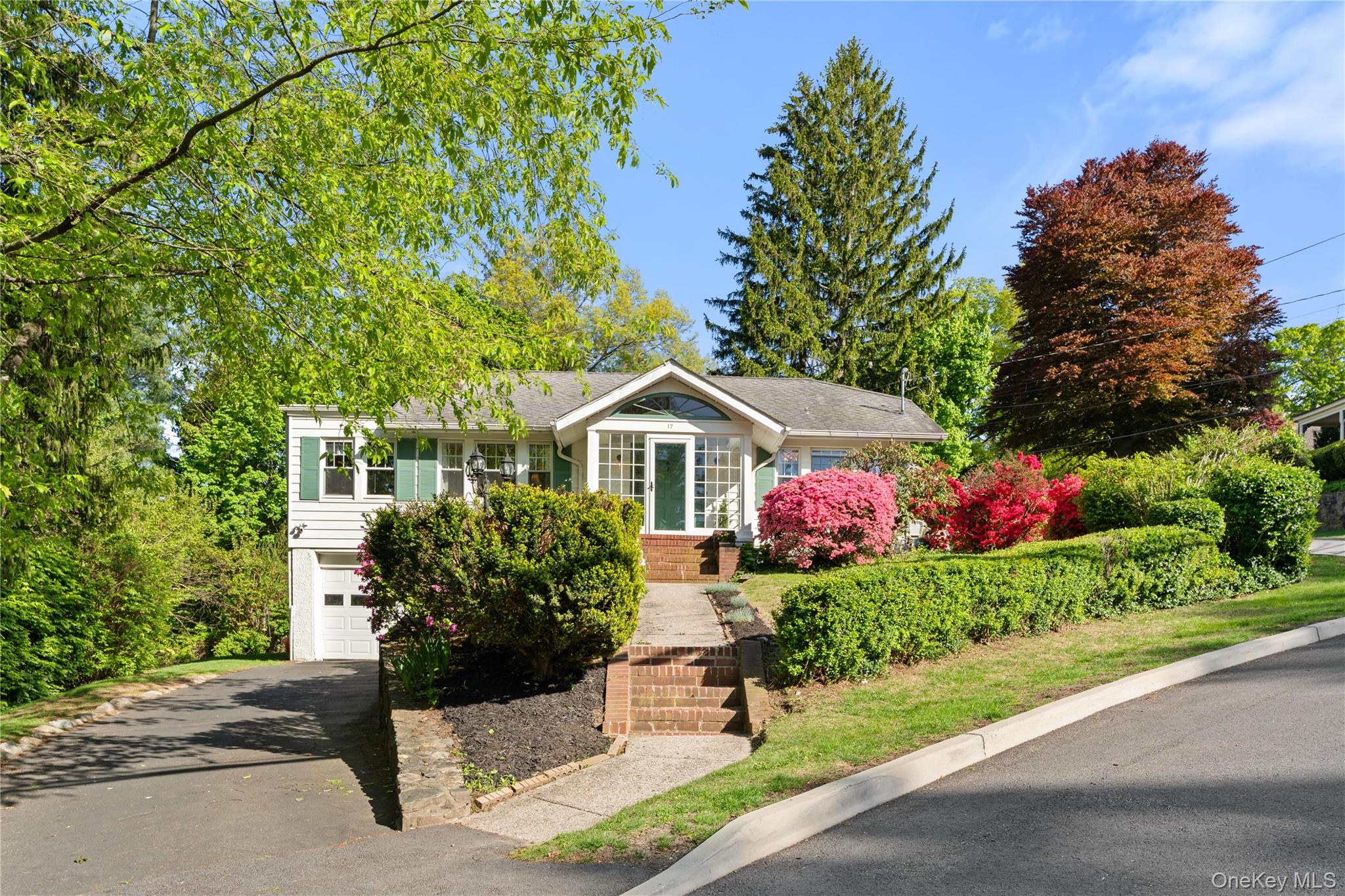 17 Euclid Avenue