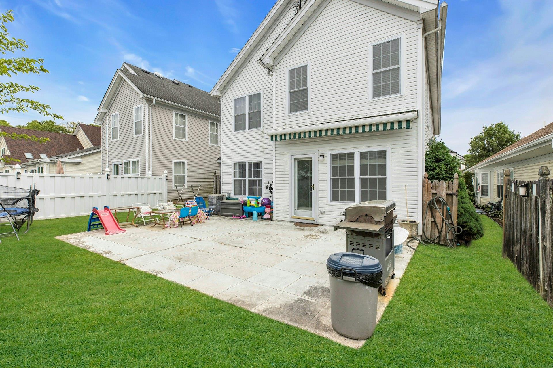 7 Marisa Drive, Middle Island, New York image 23