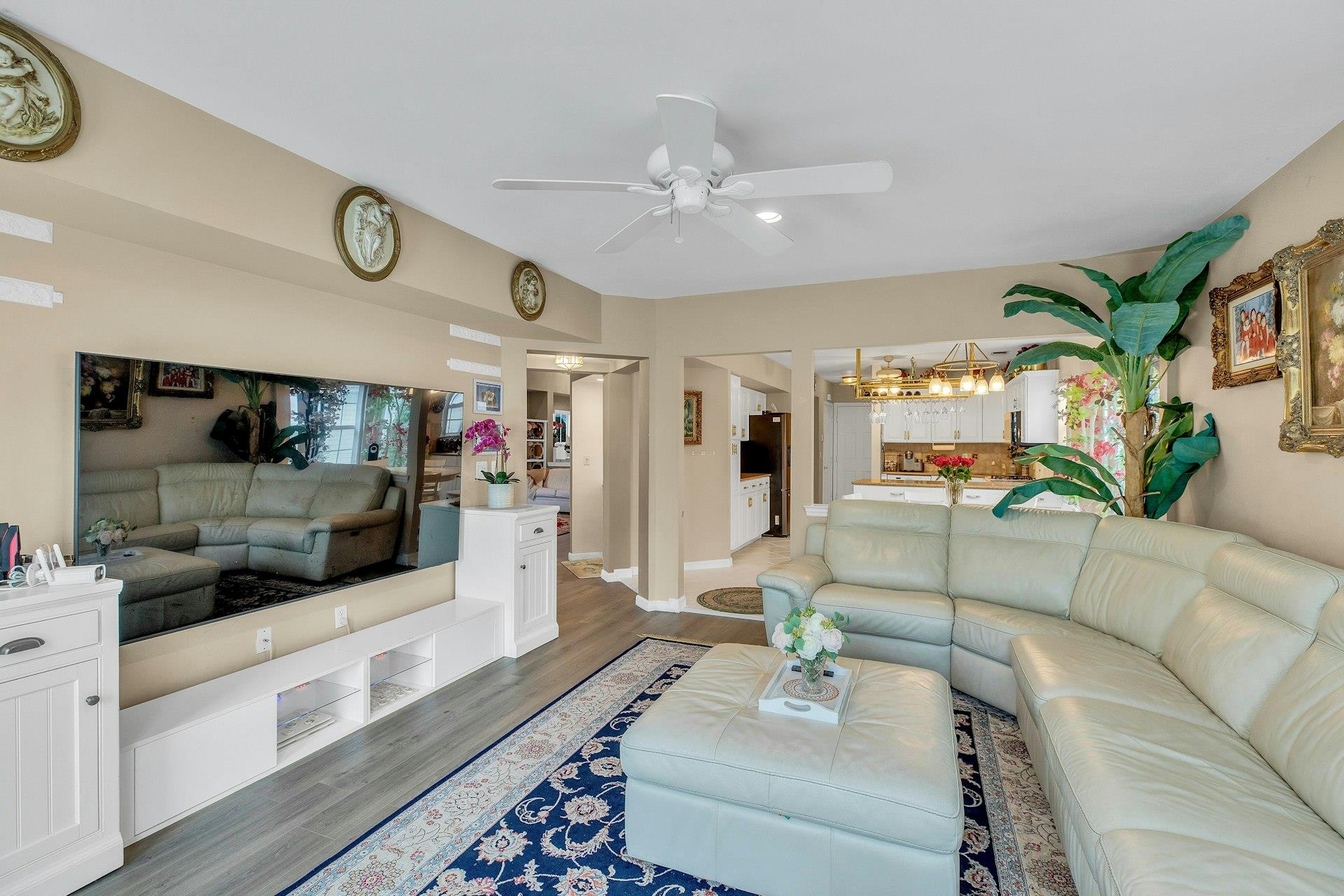 7 Marisa Drive, Middle Island, New York image 15