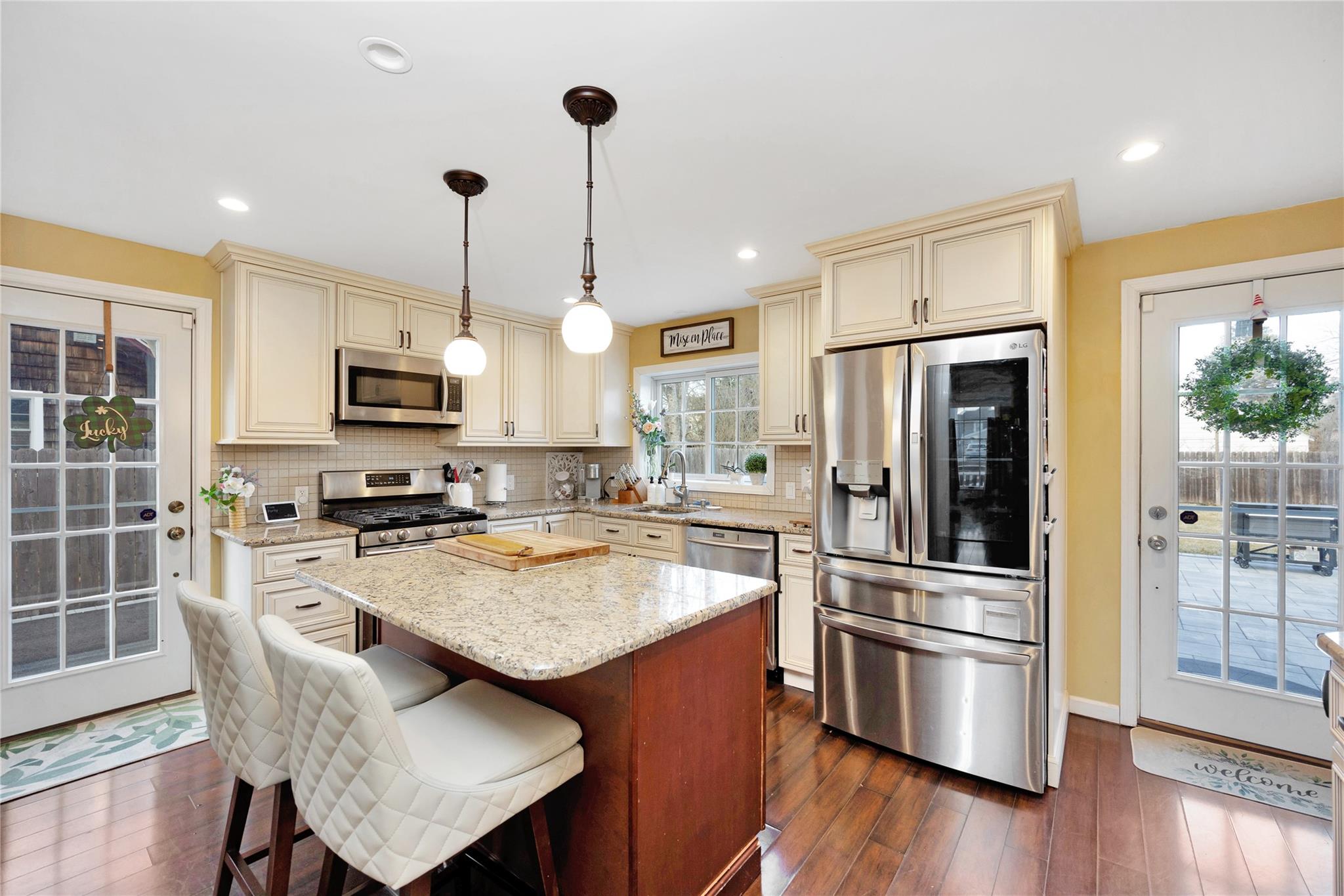 91 Union Avenue, Islip, New York image 16