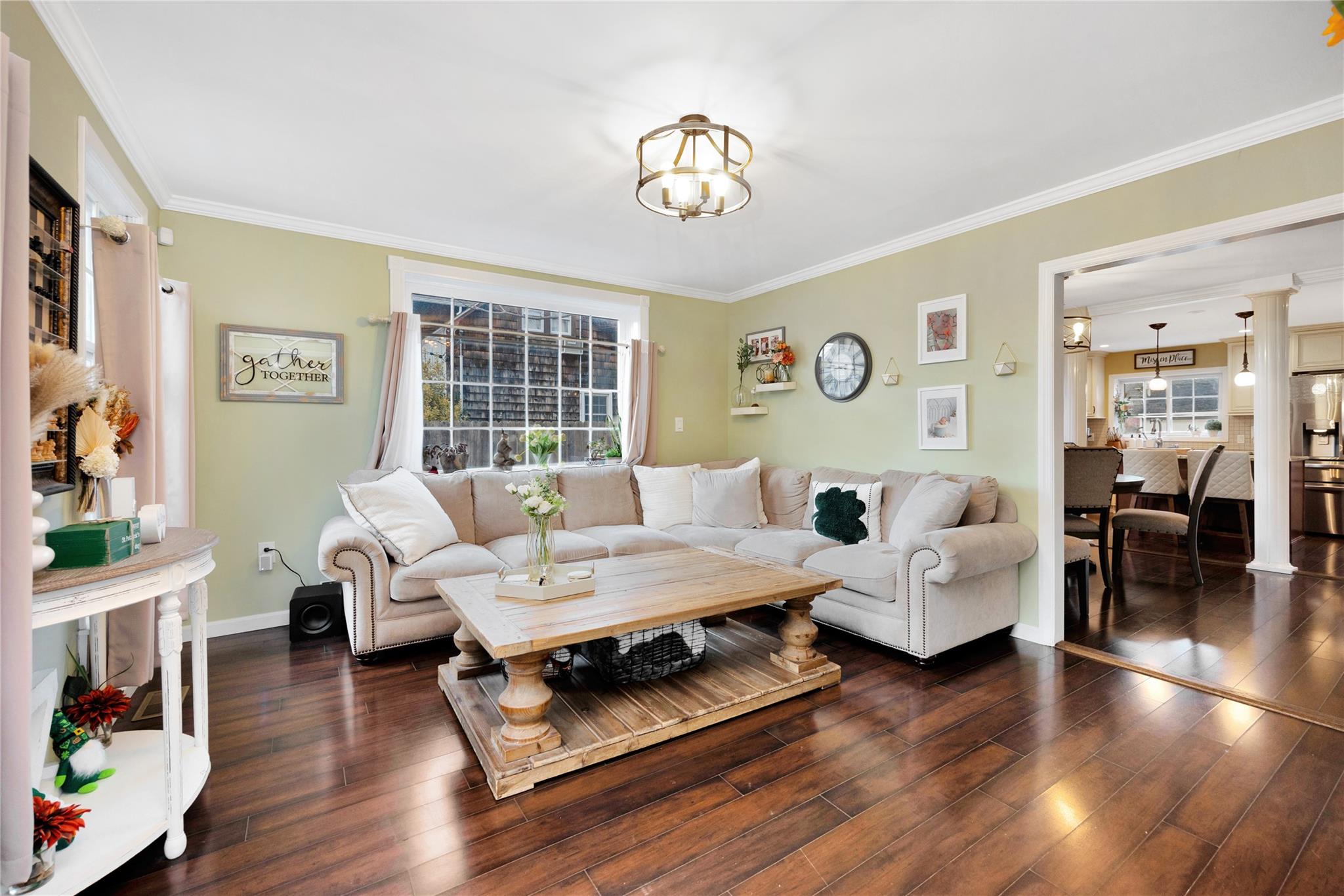 91 Union Avenue, Islip, New York image 2