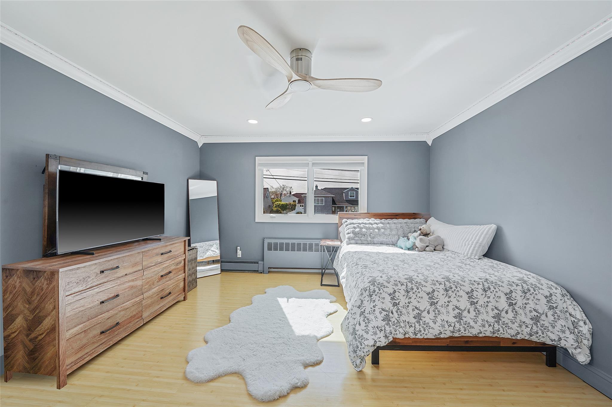 86 Jefferson Avenue, Island Park, New York image 14