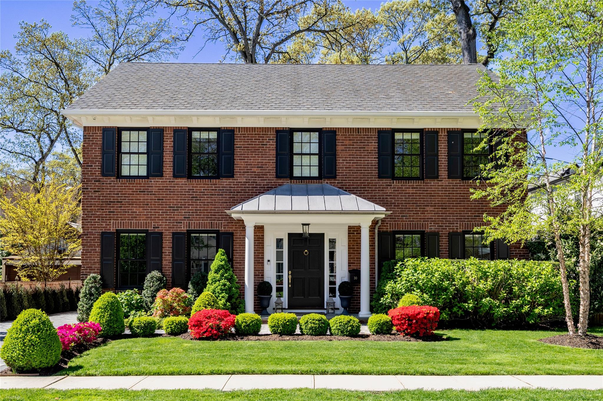 30 Richmond Road, Rockville Centre, New York image 1