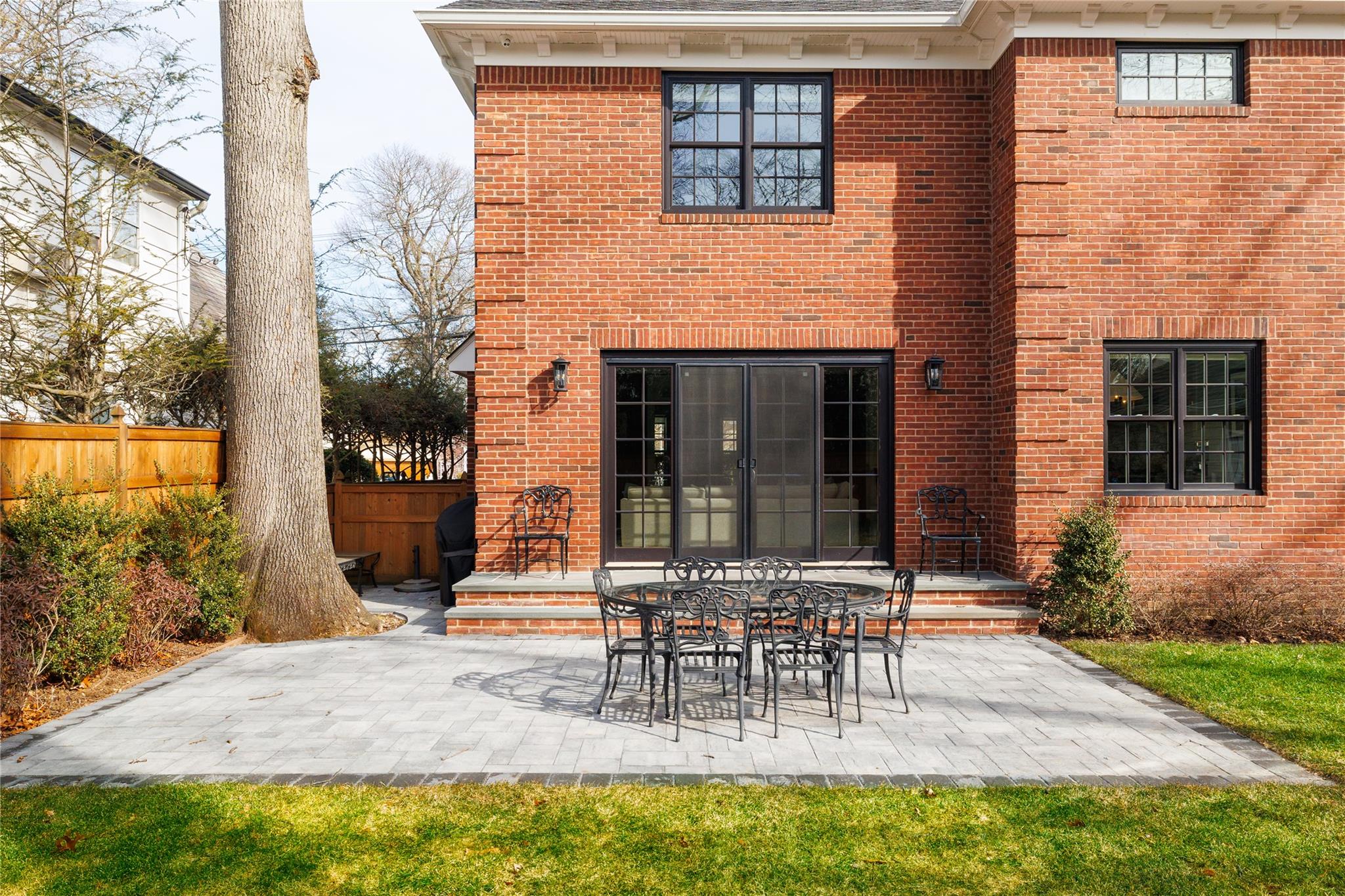 30 Richmond Road, Rockville Centre, New York image 38