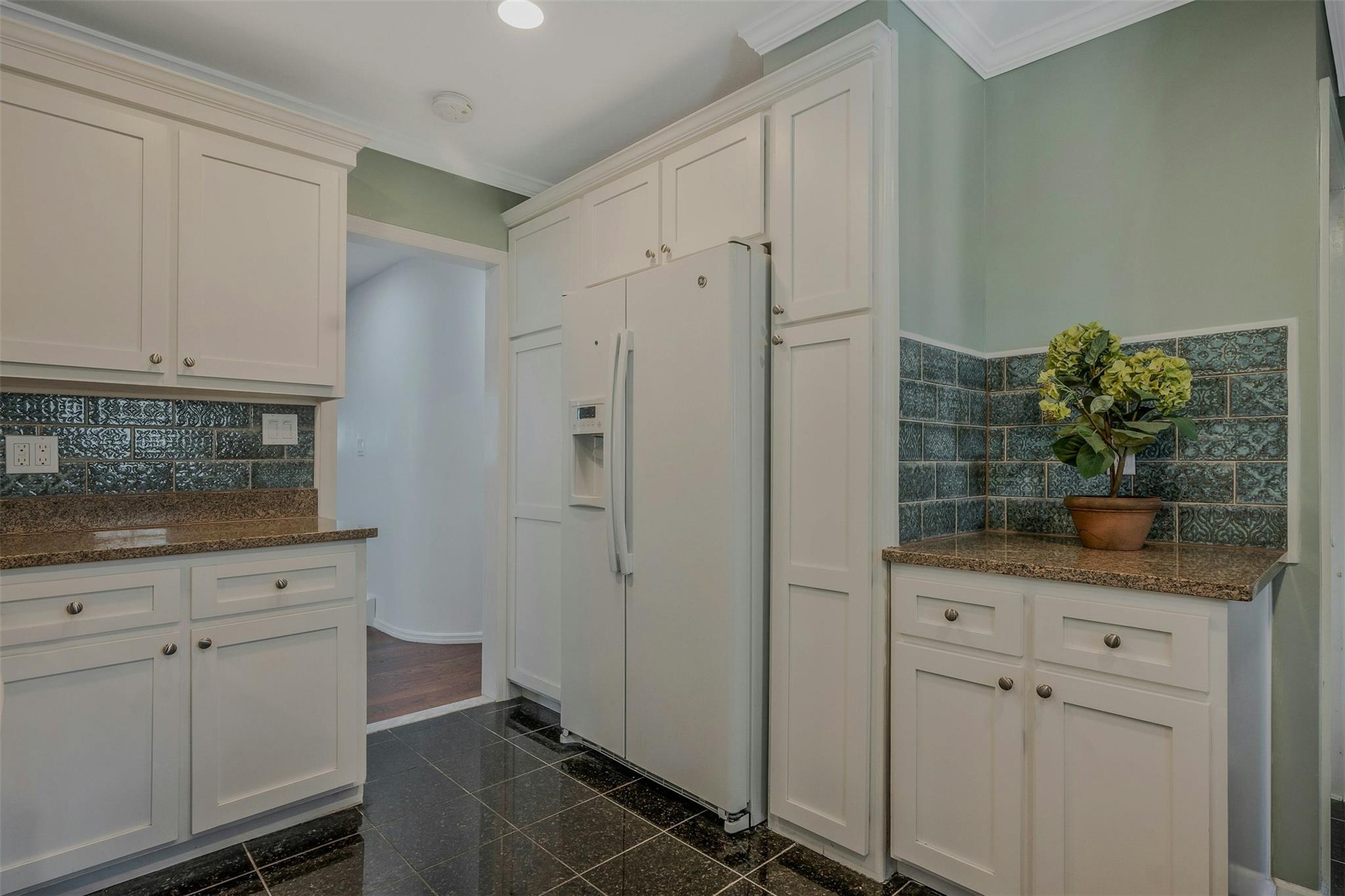 12 College Drive, Stony Brook, New York image 9