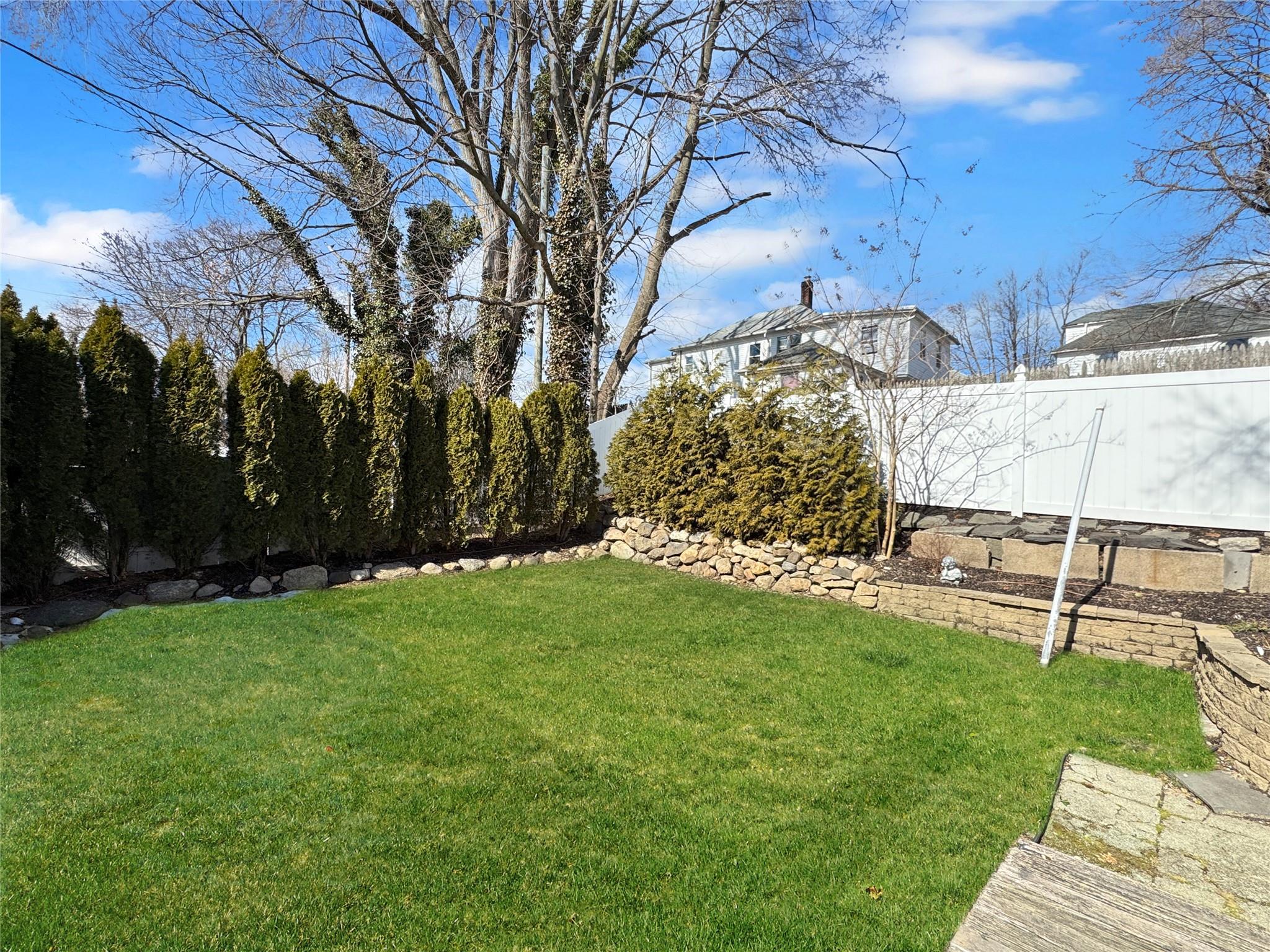 5 Terrace Place, Glen Cove, New York image 3