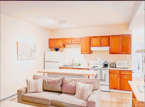 Apartment For Rent - 23 Pearl Street #4<br/> Sullivan County, Livingston Manor, NY 12758