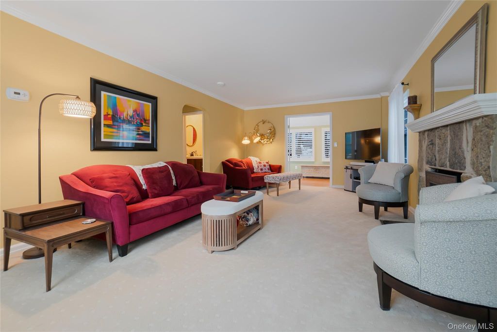 Photo of 30 Gifford Avenue, Oceanside, NY 11572 (MLS # 965837)