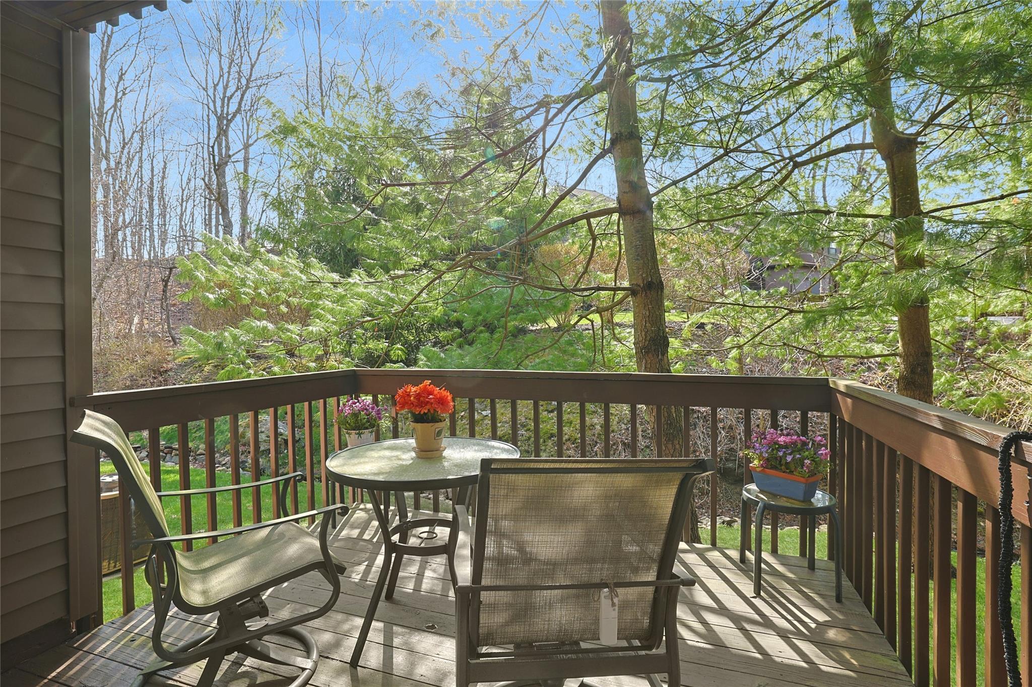 222 Woods Brooke Circle, Ossining, New York image 13