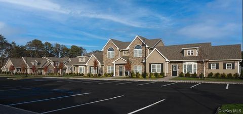Apartment For Rent - 21 Sunlight Walk #21<br/> Holbrook, NY 11741