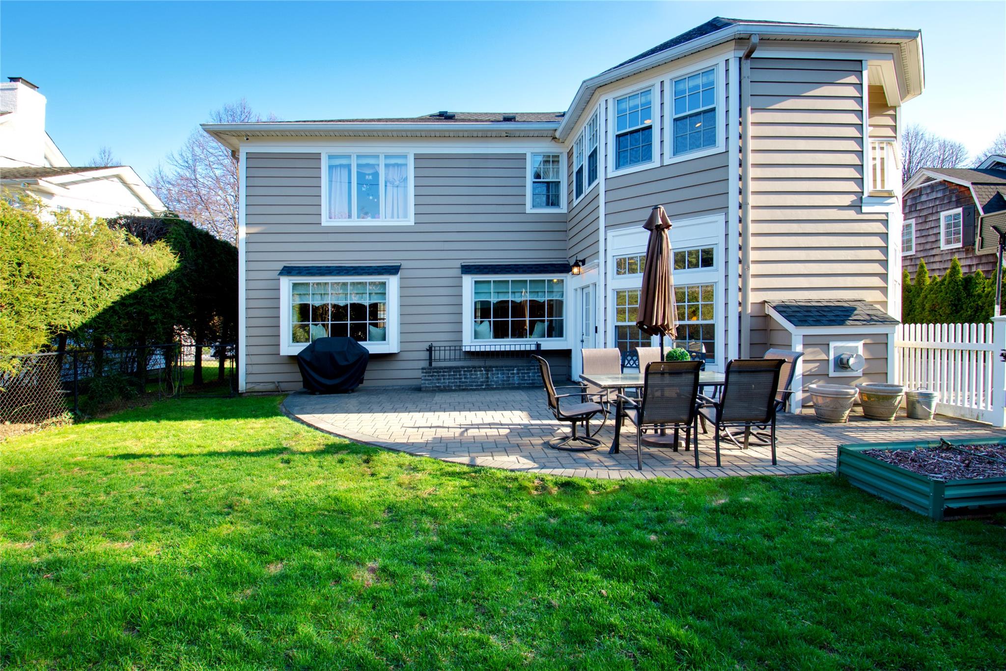 103 3rd Street, Garden City, New York image 21