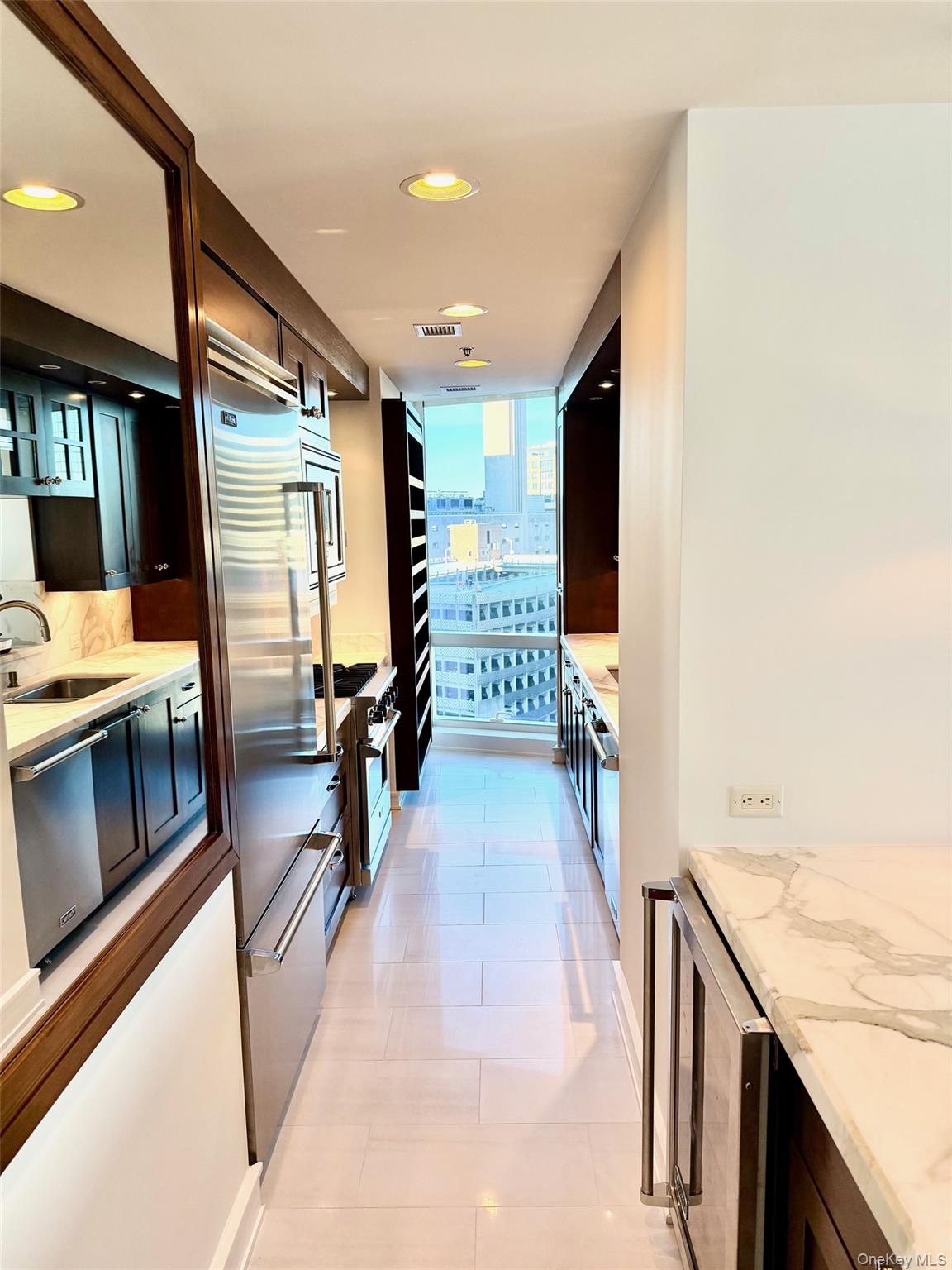 1 Renaissance Square 11A
