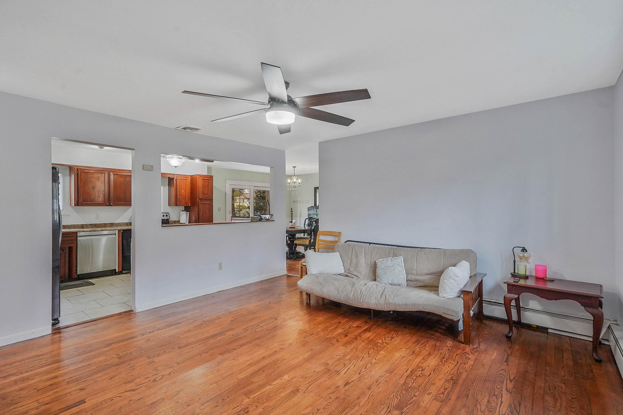 2816 Ocean Avenue, Ronkonkoma, New York image 5