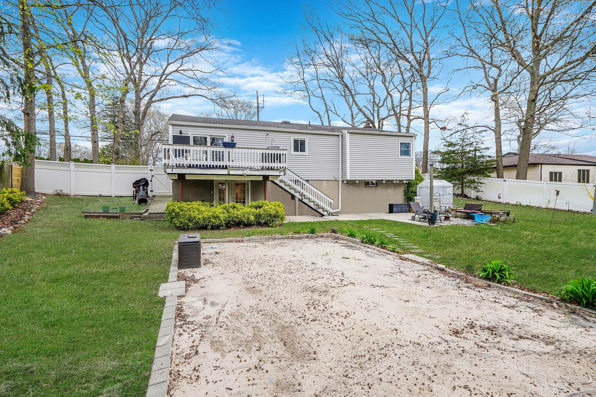 2816 Ocean Avenue, Ronkonkoma, New York image 27