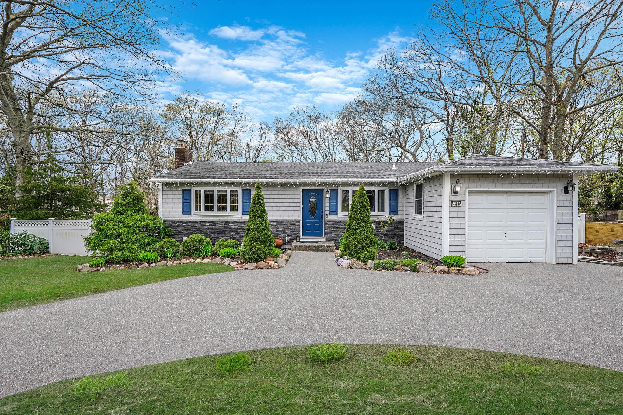 2816 Ocean Avenue, Ronkonkoma, New York image 1