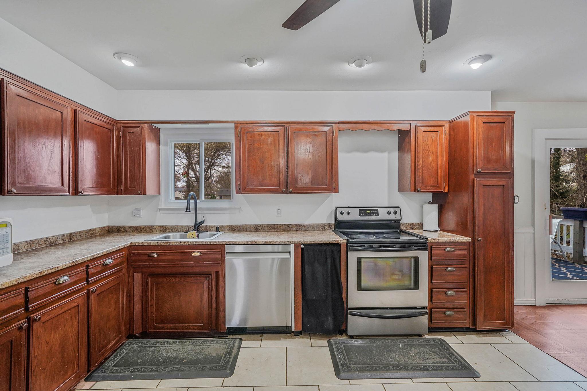 2816 Ocean Avenue, Ronkonkoma, New York image 8