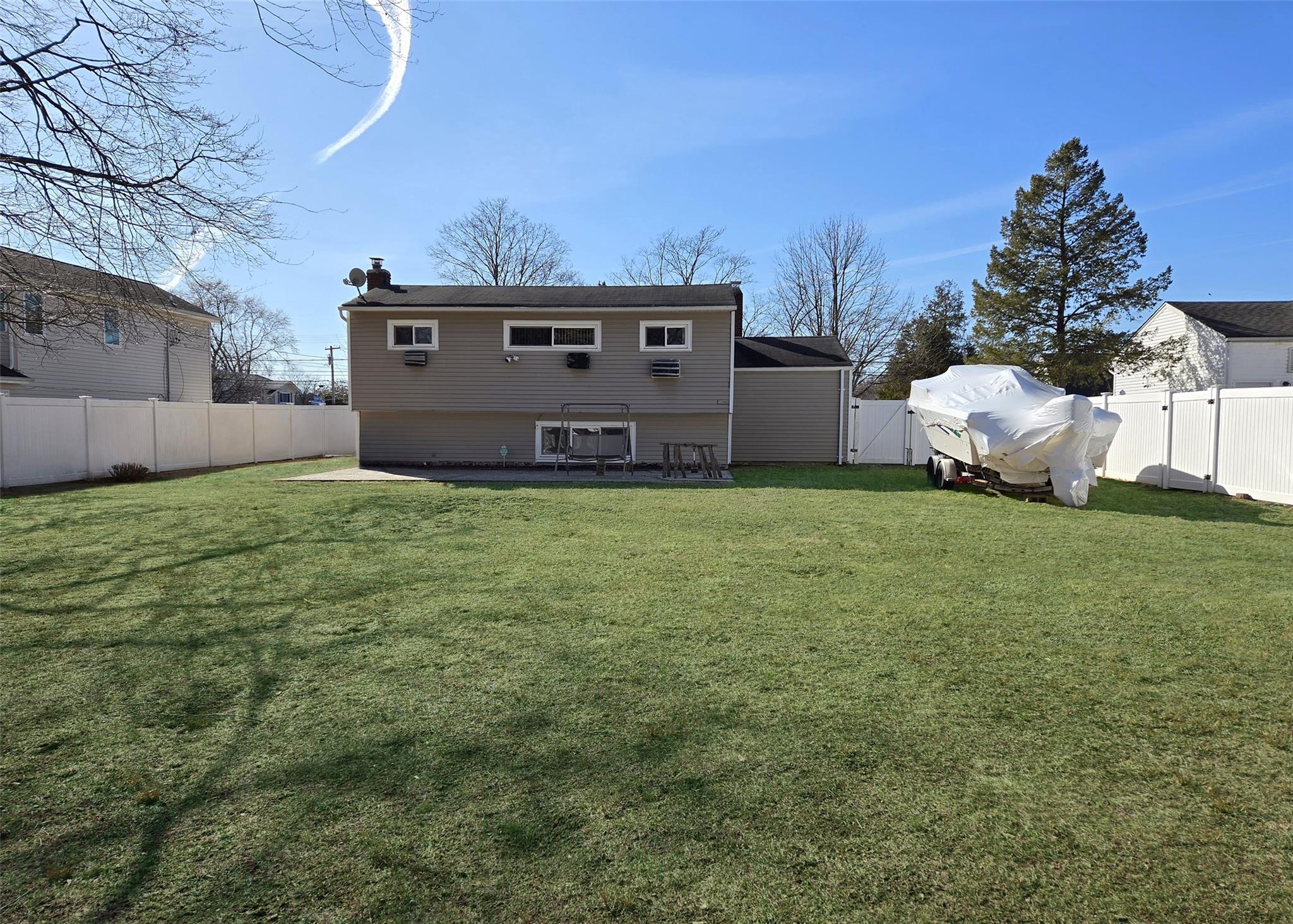 1343 Thompson Drive, Bay Shore, New York image 13