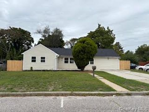 37 E Maple Street, Central Islip, NY 11722 - MLS#: 911785