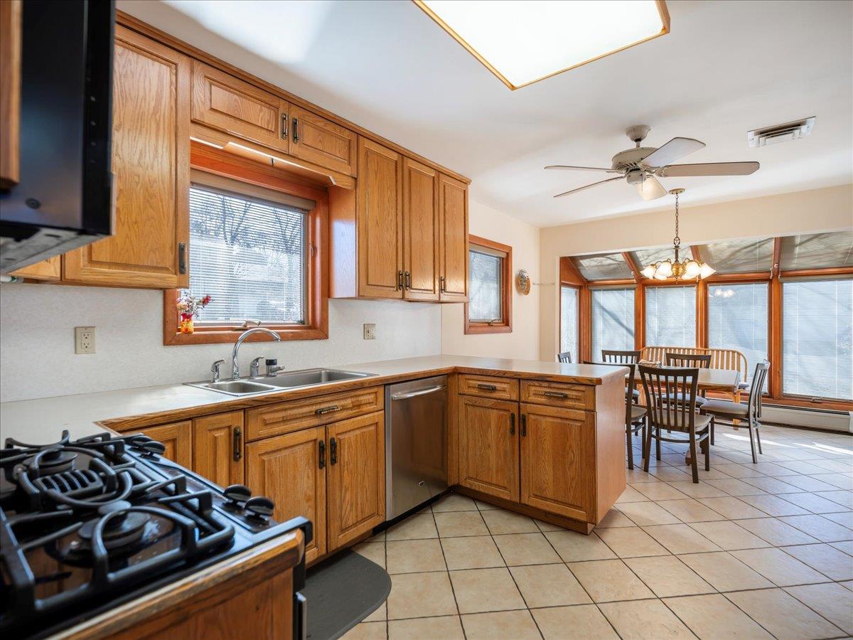 13 N Barrie Drive, Spring Valley, New York image 17