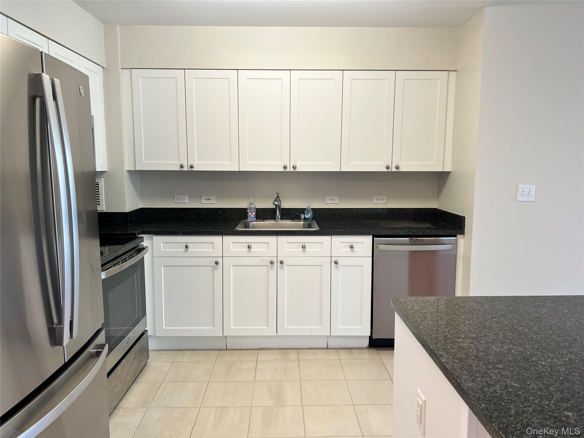 300 Mamaroneck Avenue 611