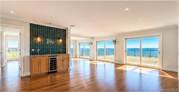Photo of 71 E Shore Drive, Babylon, NY 11702 (MLS # 1050945)