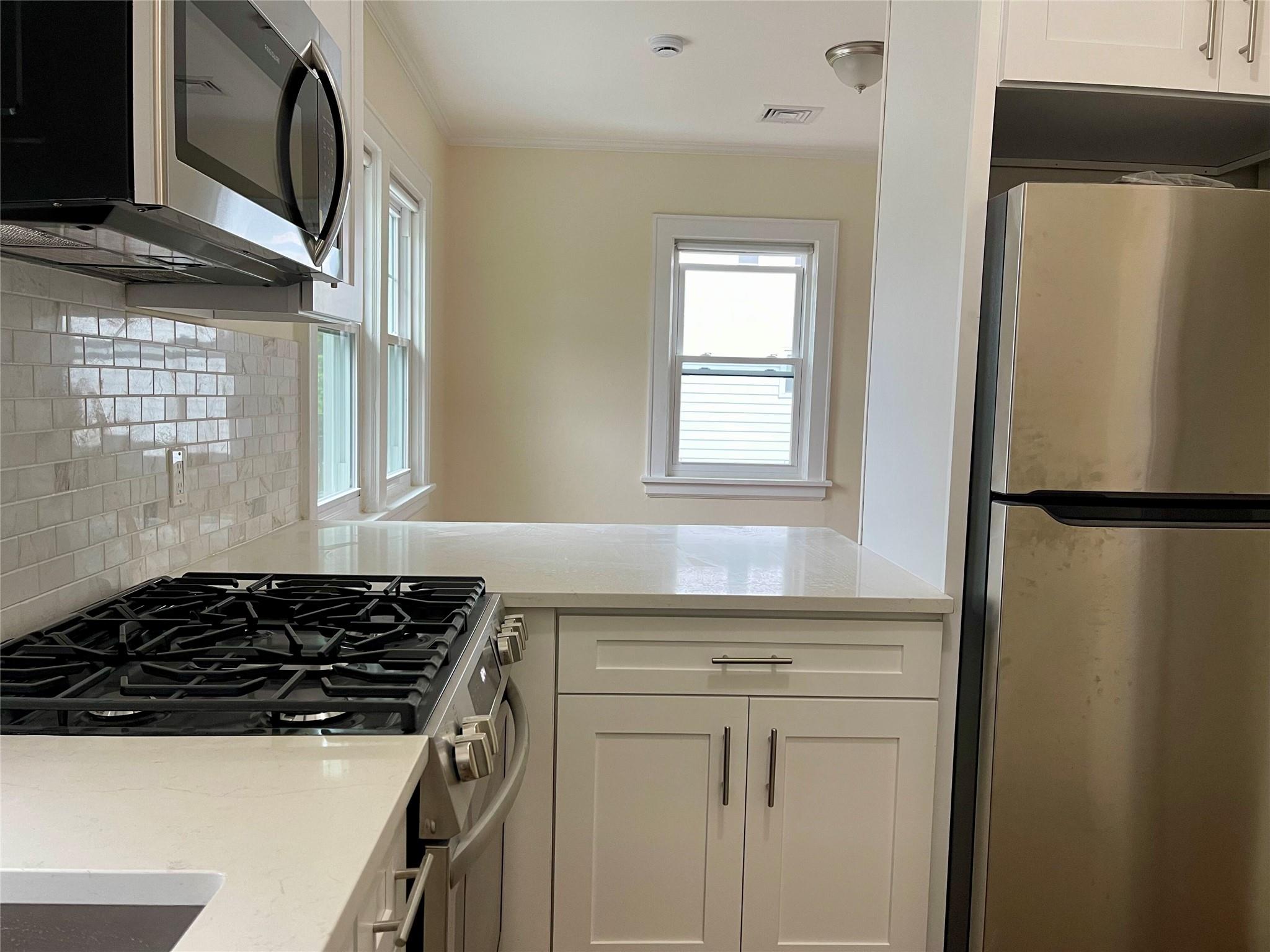 47 N High Street 2