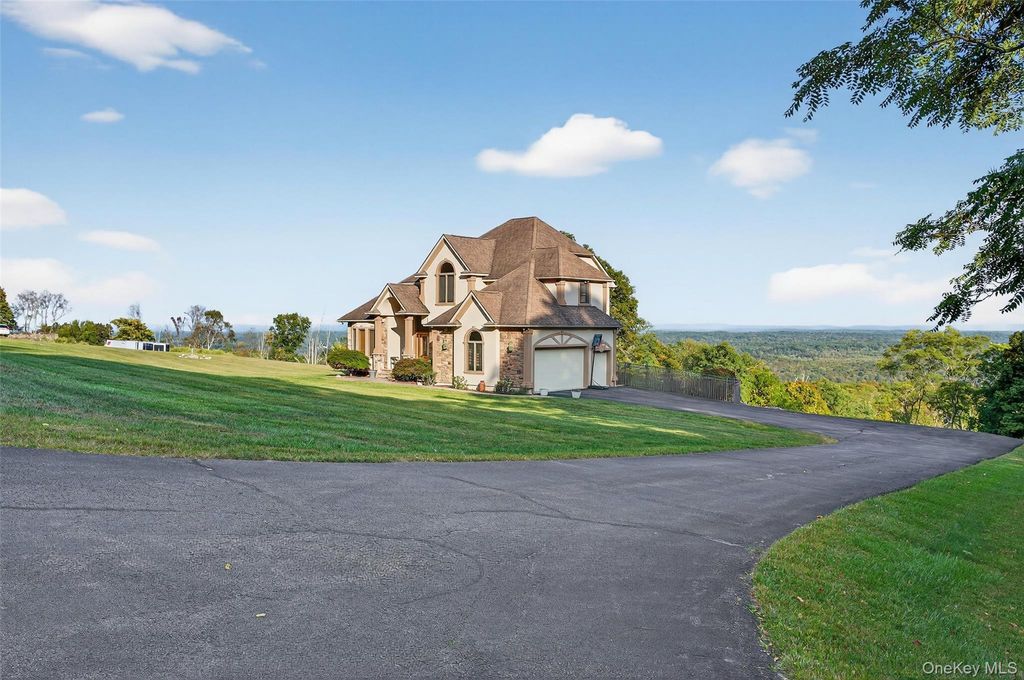 Photo of 4 Rachel court Ct, Bloomingburg, NY 12721 (MLS # 917749)