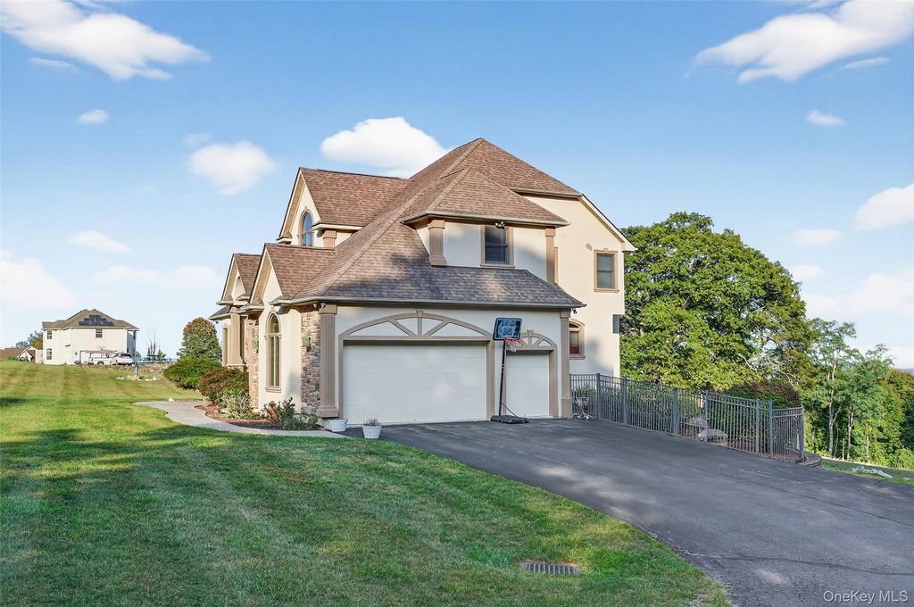 Photo of 4 Rachel court Ct, Bloomingburg, NY 12721 (MLS # 917749)