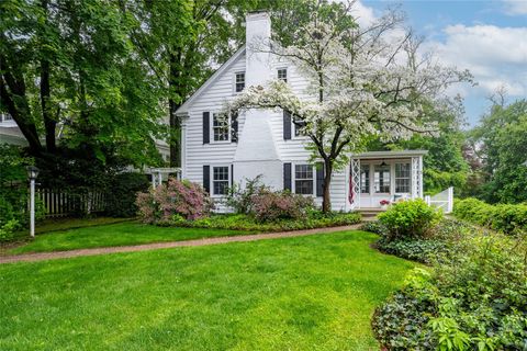 5 Summit Road Port Washington NY 11050