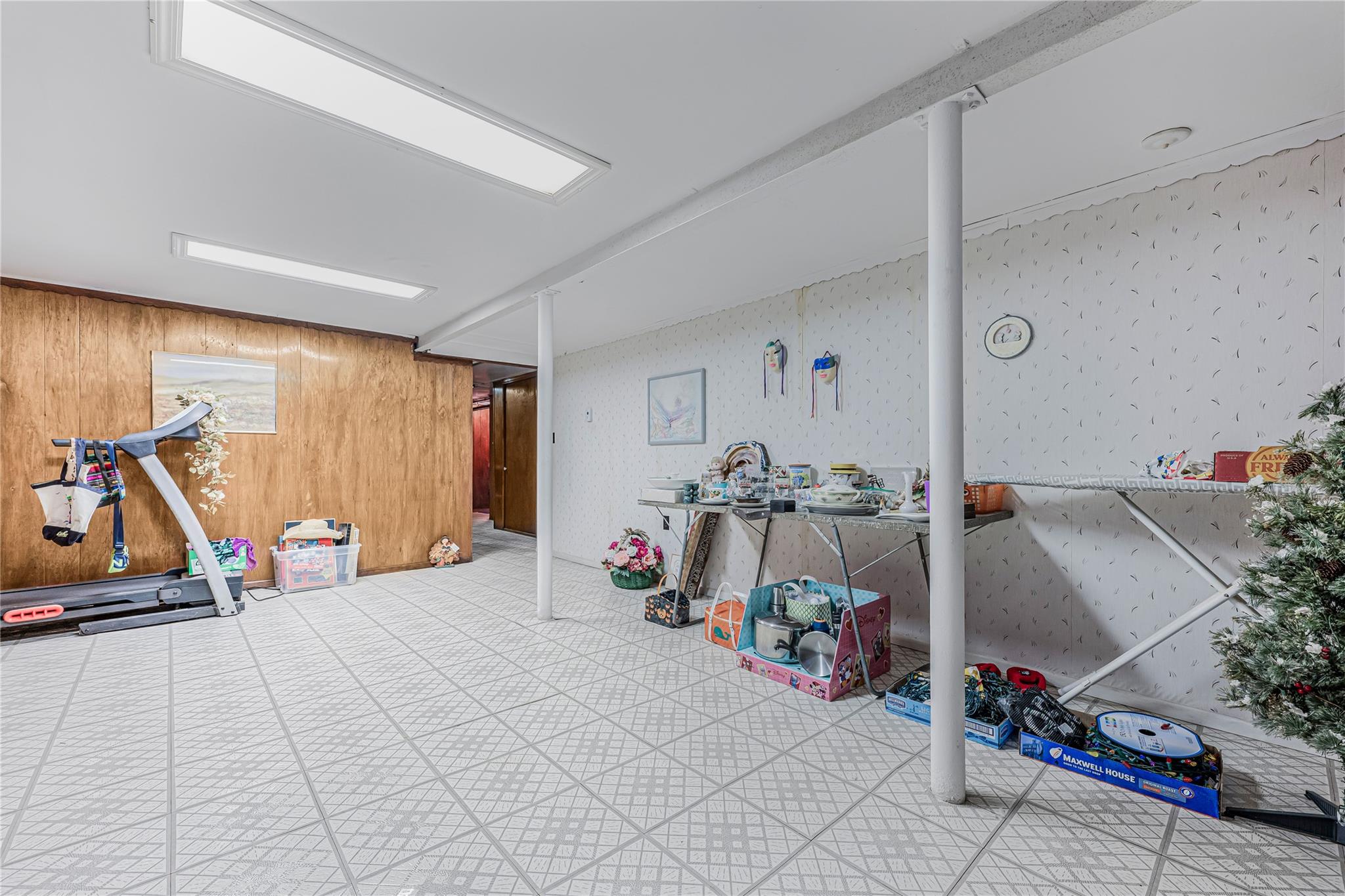 41-43 249th Street, Little Neck, New York image 20