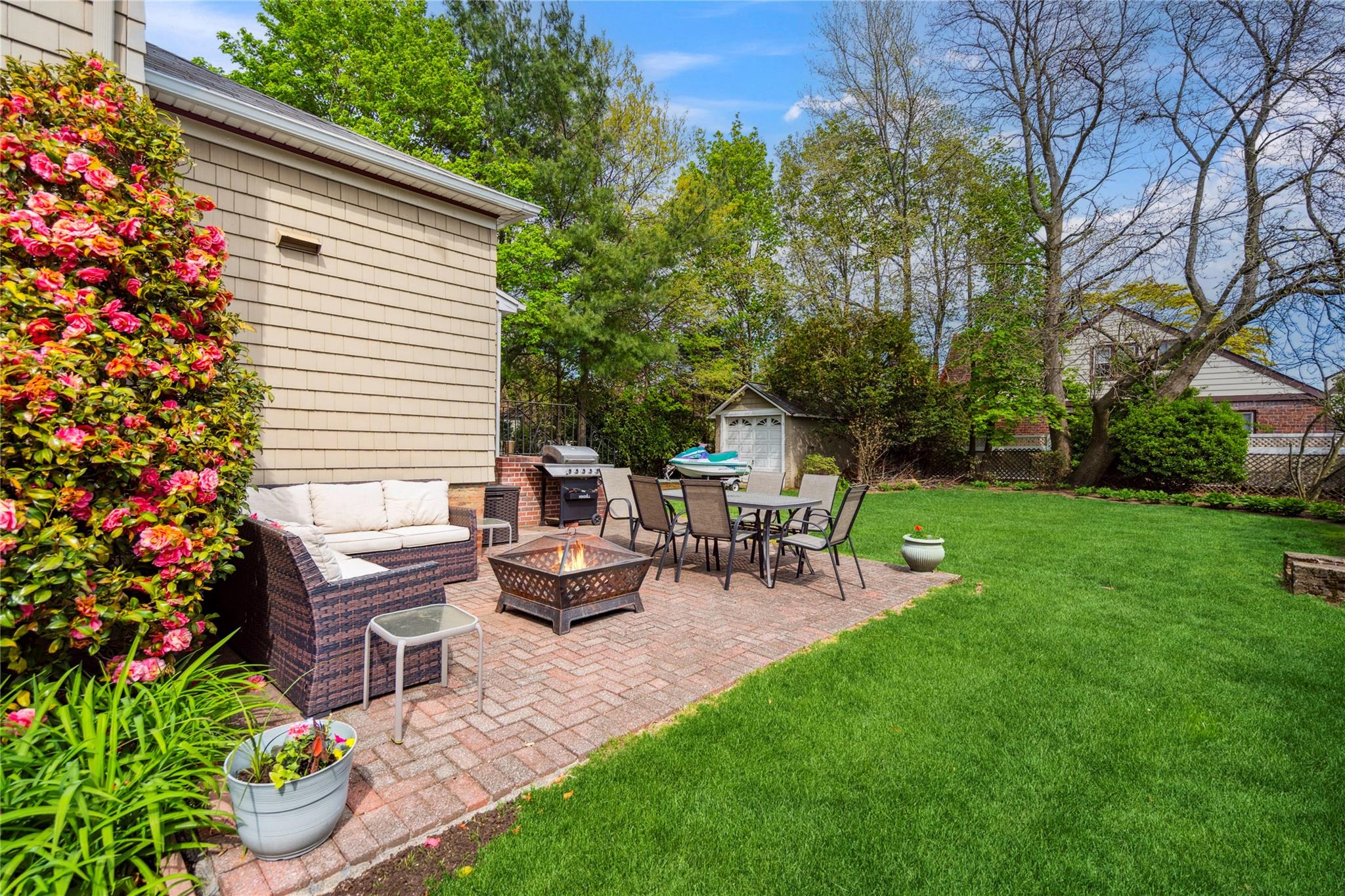 41 Gates Avenue, Malverne, New York image 35