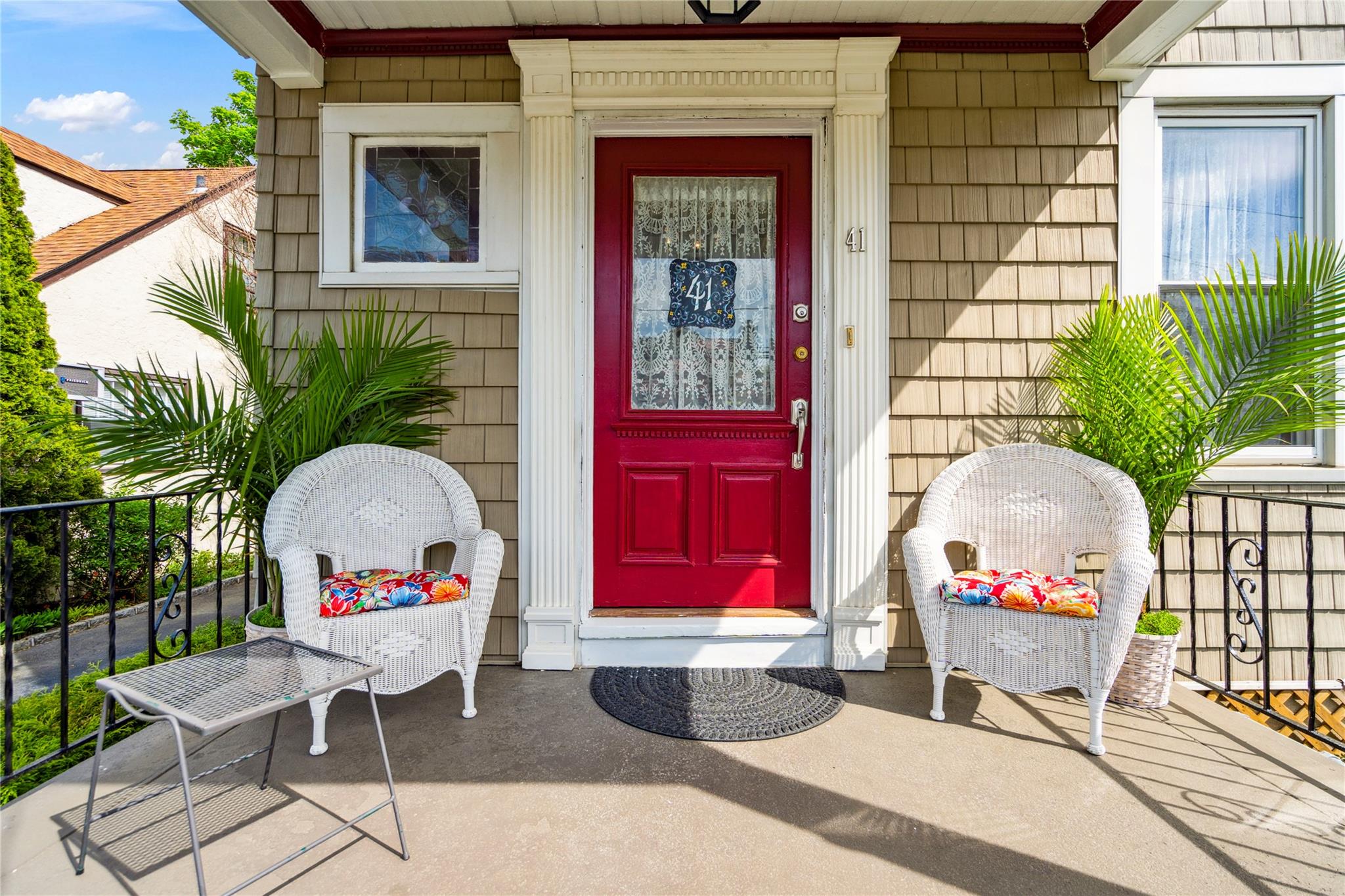 41 Gates Avenue, Malverne, New York image 2
