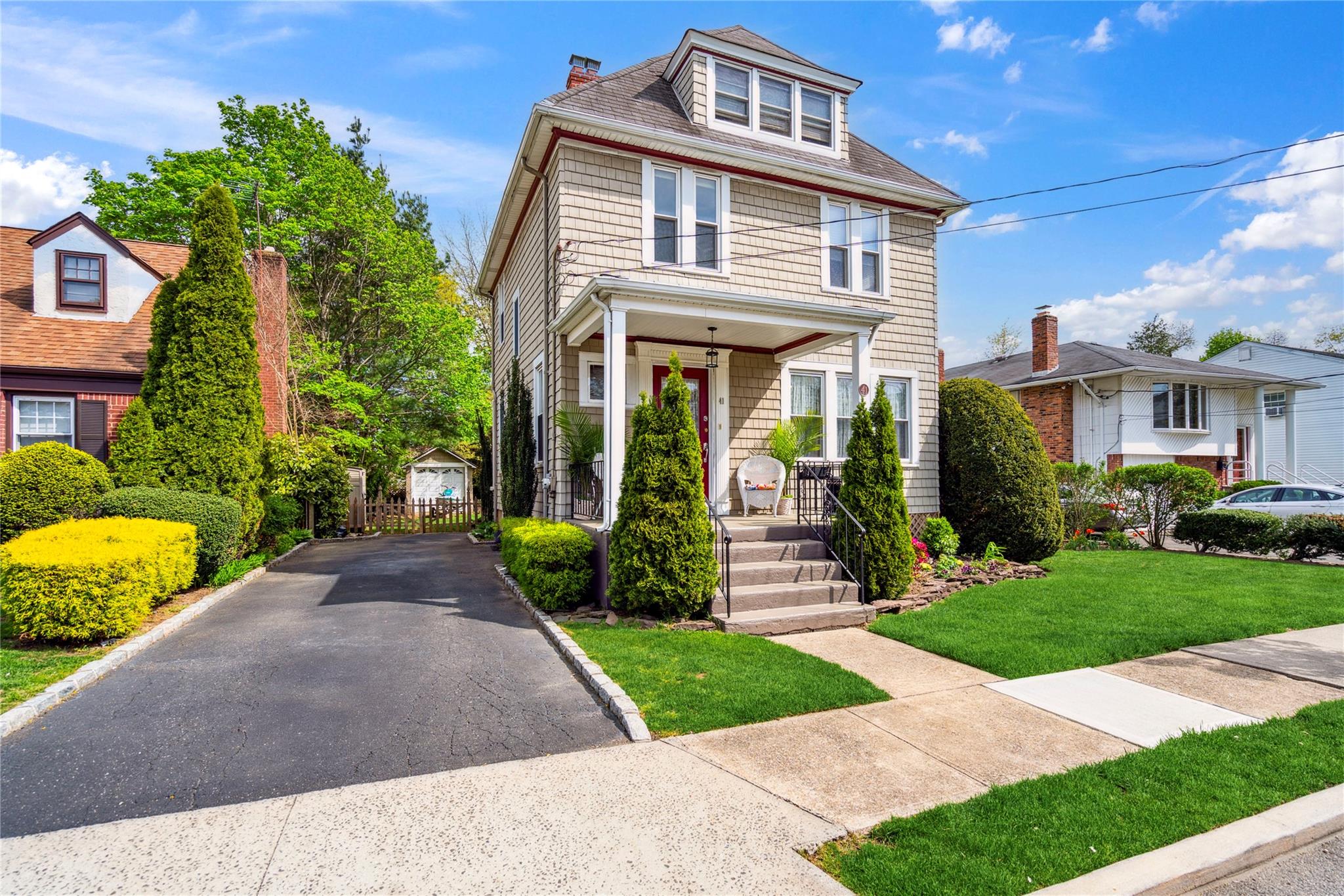 41 Gates Avenue, Malverne, New York image 38