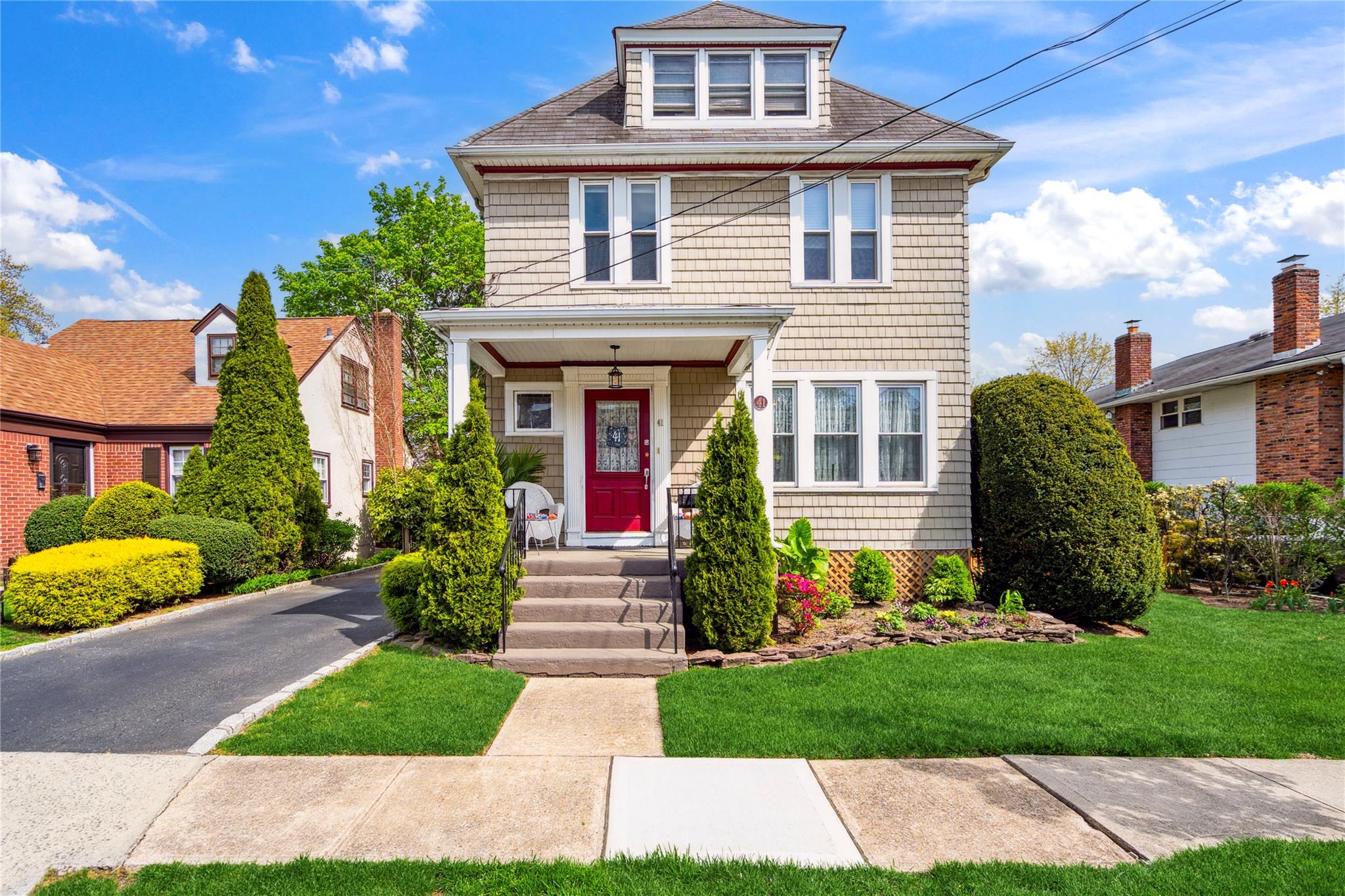 41 Gates Avenue, Malverne, New York image 37